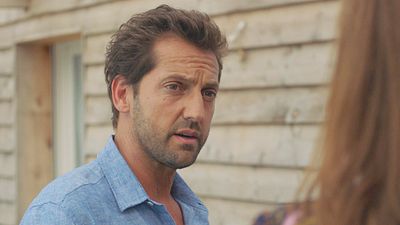 image de la news Demain nous appartient : Antoine a-t-il vraiment essayé de tuer Valérie ? [SPOILERS]