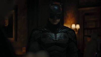 image de la news Bande-annonce The Batman : Robert Pattinson sombre et brutal en Chevalier noir