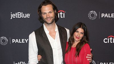 image de la news Walker, Texas Ranger : la femme de Jared Padalecki (Genevieve) jouera sa femme dans le reboot !