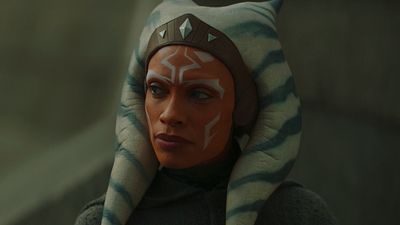 image de la news The Mandalorian sur Disney+ : Rosario Dawson (Ahsoka Tano), choisie grâce à un fan !