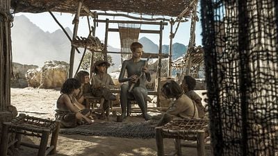 image de la news Raised By Wolves : y aura-t-il une saison 2 ?