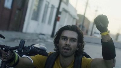 image de la news Songbird sur Amazon : c'est quoi ce thriller sur fond de coronavirus avec K.J. Apa (Riverdale) ?