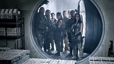 image de la news Army of the Dead sur Netflix : et si les personnages du film de Zack Snyder étaient bloqués dans une boucle temporelle ?