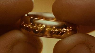 image de la news Le Seigneur des anneaux sur Amazon Prime : une date et un premier visuel alléchant pour la série tirée des romans de J.R.R. Tolkien