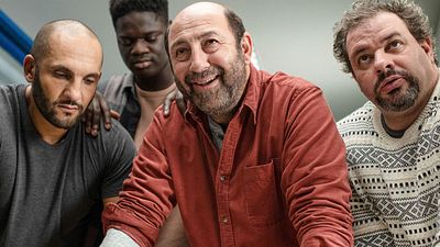 image de la news Un Triomphe avec Kad Merad : "J'ai vécu au rythme de la prison pendant le tournage"