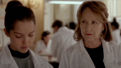 image de la news Bande-annonce Haute couture : Lyna Khoudri et Nathalie Baye dans les coulisses de la Maison Dior