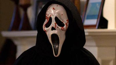image de la news Scream : en attendant la bande-annonce, Neve Campbell et Courteney Cox sont de retour... en photos !