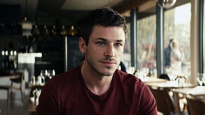 image de la news Mort de Gaspard Ulliel : les chaînes bousculent leurs programmes pour lui rendre hommage