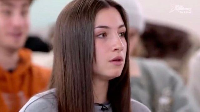 image de la news "Je suis toujours vivante", Lénie (Star Academy) rassure ses fans sur son état de santé