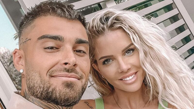 image de la news Thibault des Marseillais a-t-il envoyé un message à une candidate déjà en couple après son divorce avec Jessica Thivenin ? Vivian balance