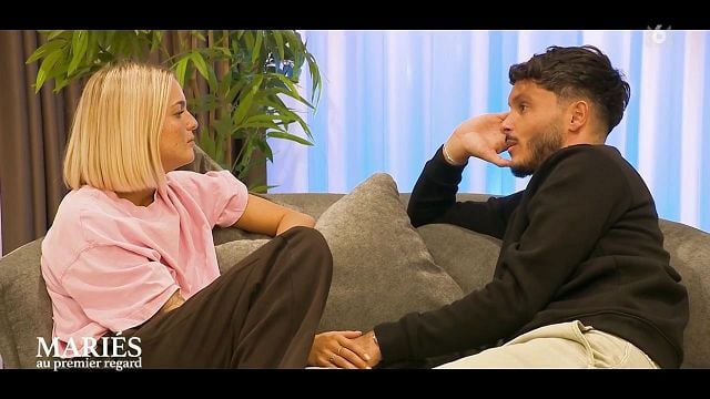 image de la news Mariés au premier regard : Julie balance "les mauvais signaux" de Mathieu et réagit à une séquence encore pas vue à la télé