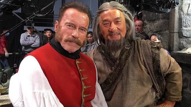 image de la news On l'a complètement oublié mais Jackie Chan et Arnold Schwarzenegger sont apparus ensemble dans 2 films d’aventure