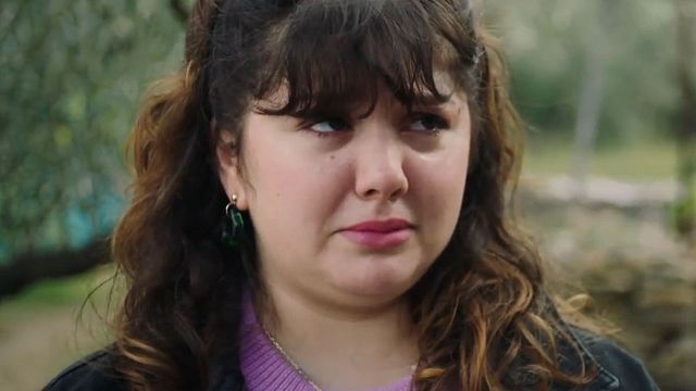 image de la news Ici tout commence : après avoir découvert le secret d'Angèle et Stanislas, Coline fait face à un nouveau coup dur