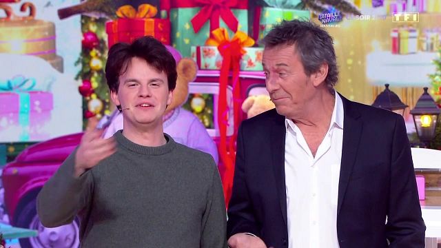 image de la news Les 12 coups de midi : Cyprien se fait offrir un cadeau piégé par Jean-Luc Reichmann