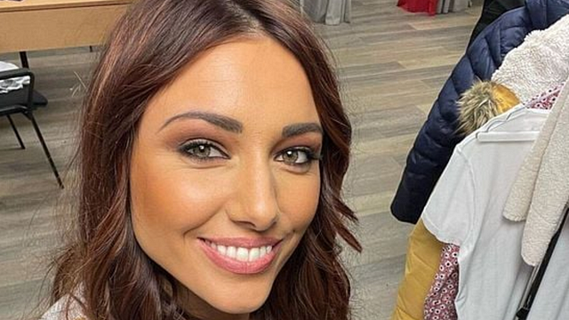 image de la news "On était en duel", Delphine Wespiser recalée de Danse avec les stars face à une autre Miss France...