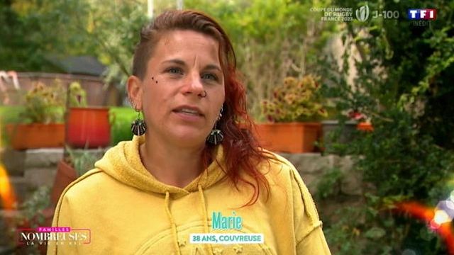 image de la news Familles nombreuses : pourquoi on ne voit (presque) pas Zoé, la fille de Marie Julien dans l'émission ?