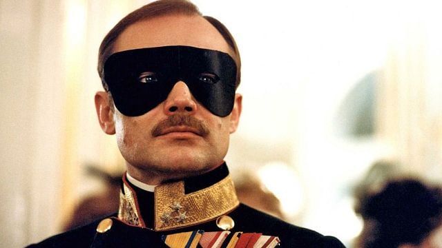 image de la news Ce soir entre amis : soif de pouvoir, ambition et trahison dans un pur chef-d'oeuvre évoquant la marche à la guerre de 14-18
