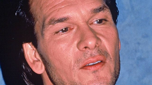 image de la news "Tu pourrais la fermer, pour une fois !" : il y a 30 ans, Patrick Swayze n'a pas supporté le comportement de ce célèbre acteur et il n'a pas hésité à le lui faire savoir