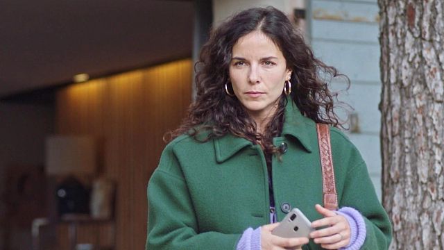 image de la news Demain nous appartient en avance : Roxane se méfie de Vahina... Ce qui vous attend la semaine du 26 au 30 janvier 2026 [SPOILERS]