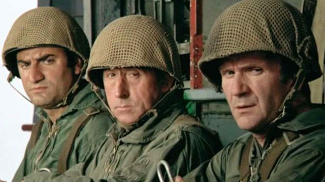 image de la news La 7ème compagnie : "C'est un bébé. Il a 3 ans et demi"... Pourquoi Aldo Maccione a disparu après le 1er film de la saga ?