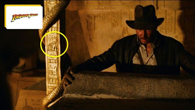 Indiana Jones : faites un arrêt sur image à 1 heure et 6 minutes dans Les Aventuriers de l'Arche perdue, et regardez ces hiéroglyphes