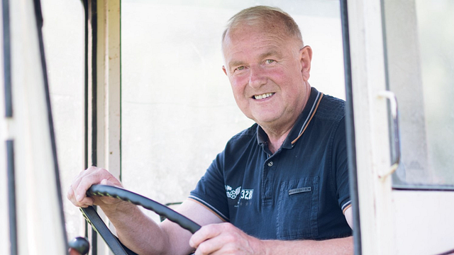 image de la news L'amour est dans le pré 2025 (portrait) : qui est Jean-Louis C, l'agriculteur qui prépare doucement sa retraite ?