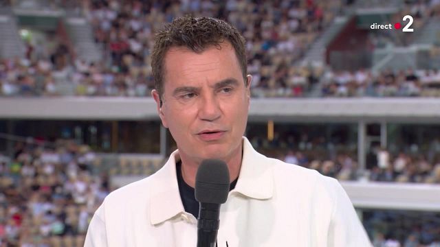 image de la news France Télévisions : problème de son en plein Roland-Garros, Laurent Luyat réagit !