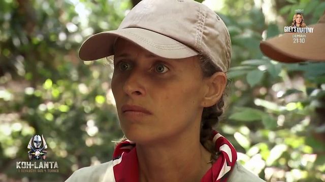 image de la news Koh-Lanta : si elle n’avait pas “été obligée de suivre les autres”, voici contre qui Noémie avait prévu de voter à la place d’Adrien…