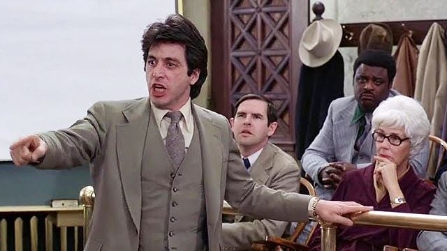image de la news C'est un classique du thriller judiciaire avec Al Pacino... Netflix l'adaptera bientôt en série