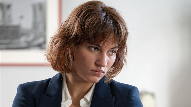 image de la news A priori : "J'ai eu beaucoup de mal à ne pas pleurer" ... Lucia Passaniti (Iris) se confie sur le tournage des dernières scènes vocales de Bruno Salomone