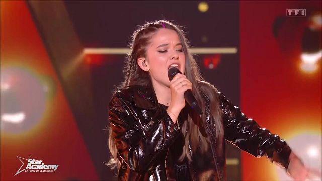 image de la news Julie fait une prestation éblouissante sur le plateau de la Star Academy