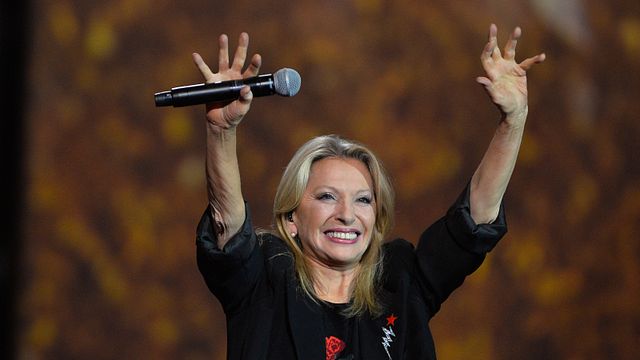 image de la news "C'est très désinhibant" : Véronique Sanson cash sur ses addictions