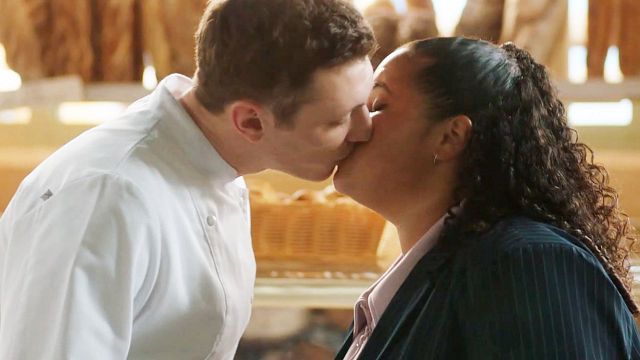 image de la news Demain nous appartient : Lizzie et Waren échangent enfin leur premier baiser