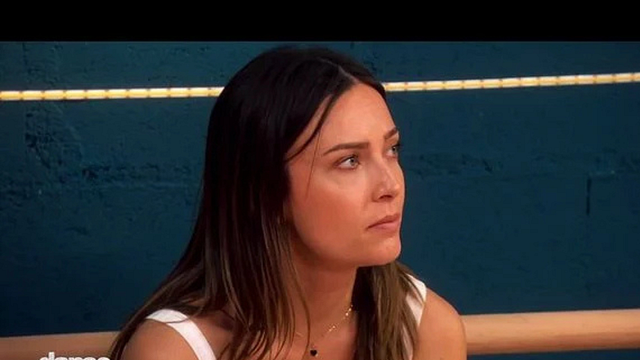 image de la news "Mon contrat a été renouvelé" : malgré son départ de Danse avec les stars, Inès Vandamme "reste sur TF1"