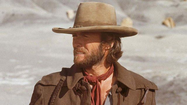 image de la news "Il l'a regardé quelques minutes" : il y a 50 ans, John Wayne et Clint Eastwood ont failli tourner un western ensemble