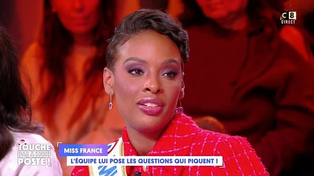 image de la news "Je me tiens ouverte", voici ce que Miss France 2025 a prévu après avoir rendu sa couronne !