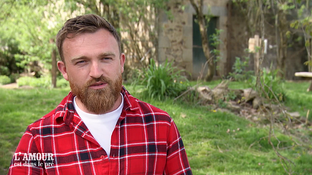 image de la news L'amour est dans le pré : désillusion pour Jean-Baptiste... Karine Le Marchand avait raison ! Ce qui vous attend ce soir