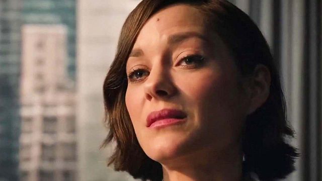 image de la news "Je ne sais pas si je vais réussir à regarder la série" : Marion Cotillard garde un souvenir très mitigé de son expérience américaine