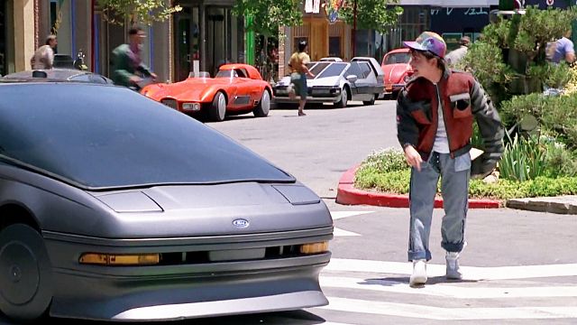 image de la news Retour vers le Futur 2 : depuis 37 ans, cette réplique de Marty Jr. cache une référence que des millions de fans français n'ont jamais comprise, et ce pour une bonne raison