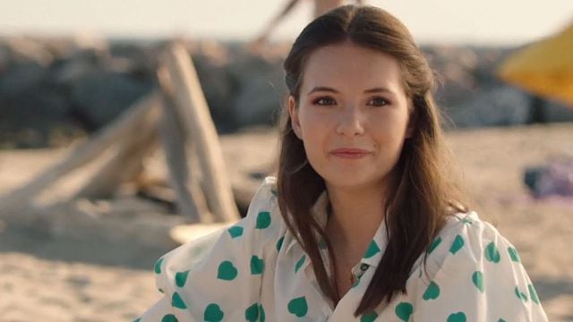 image de la news Ici tout commence : "Ils se connaissent depuis hyper longtemps...", Elsa Bois (Ninon) s'est-elle bien intégrée parmi les stars de la série ?