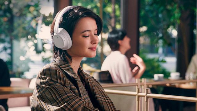 image de la news -52% de remise sur ce casque Sony avec micro intégré pendant le Black Friday Amazon