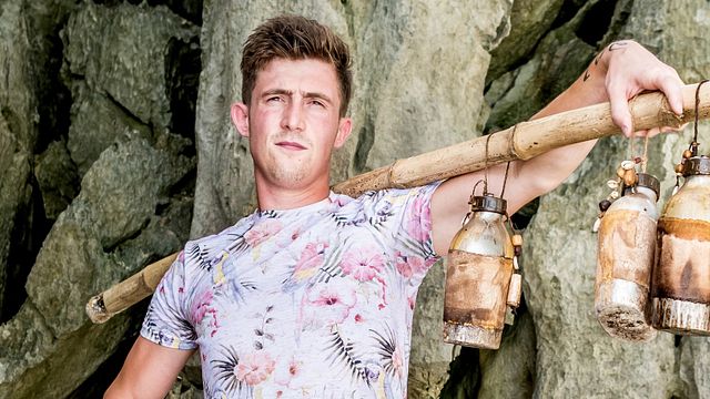 image de la news Koh-Lanta : Quentin de retour sur le camp après les ambassadeurs, les premières images (très attendues !) dévoilées (Vidéo)