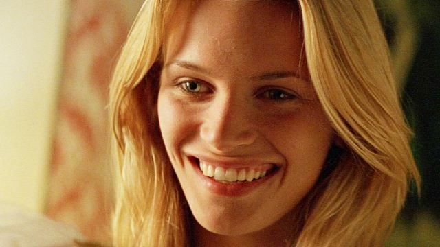 image de la news 30 ans après La Mutante, que devient l'actrice Natasha Henstridge, star de cette saga culte de science-fiction ?