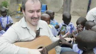 image de la news David Arnold organise un concert de charité