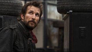 Audiences US: Beau final pour "Falling Skies", record pour "Awkward"