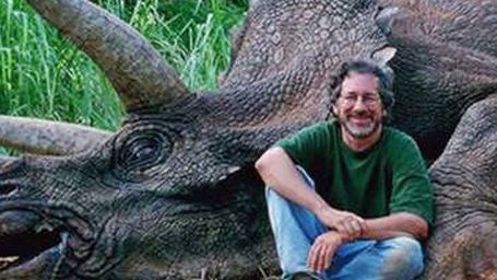 image de la news Steven Spielberg le tueur de dinosaures : internet s'enflamme et ne comprend pas l'ironie