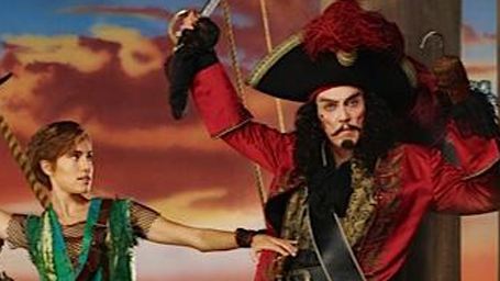 Peter Pan: Christopher Walken méconnaissable en Capitaine Crochet