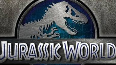 Jurassic World : la première affiche annonce l'ouverture du parc