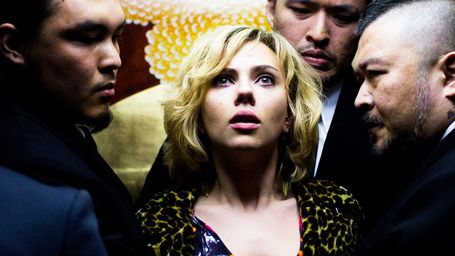 image de la news Lucy est le plus gros succès mondial du cinéma français !