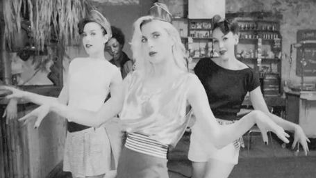 image de la news Clip : Hollysiz remonte le temps dans "Better Than Yesterday"